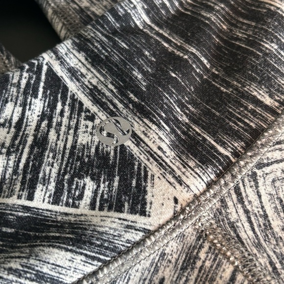 ✨4/$30 Lululemon Wunder Under Crop II Full-On Luon - Picture 6 of 7